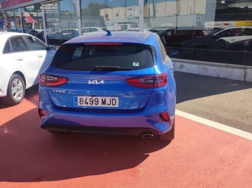 Foto impresión del anuncio Kia Ceed 1.0 T-GDi 88kW (120CV) Drive  de Ocasión en Madrid