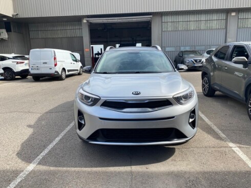 Foto impresión del anuncio Kia Stonic 1.0 T-GDi 74kW (100CV) Drive  de Ocasión en Madrid