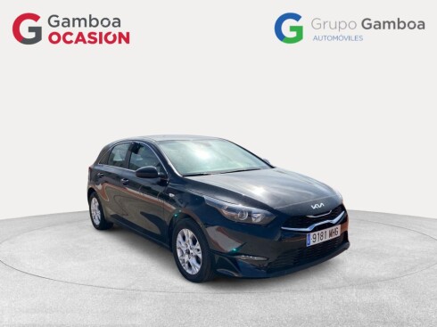 Foto impresión del anuncio Kia Ceed 1.6 MHEV iMT 100kW (136CV) Drive  de Ocasión en Madrid