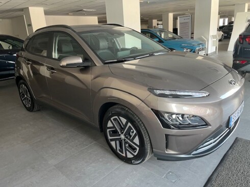 Foto impresión del anuncio Hyundai Kona EV 150kW 64kWh Style Sky  de Ocasión en Madrid