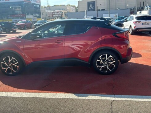 Foto impresión del anuncio Toyota C-HR 2.0 180H Advance LUXURY de Ocasión en Madrid