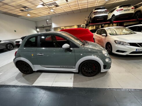 Foto impresión del anuncio Abarth 500 695 Rivale 1.4 T-Jet 132kW (180CV)  de Ocasión en Madrid