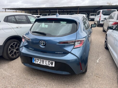 Foto impresión del anuncio Toyota Corolla 1.8 125H ACTIVE TECH E-CVT  de Ocasión en Madrid