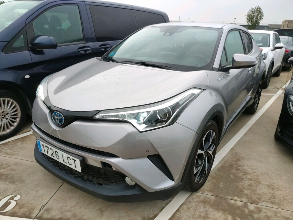 Foto impresión del anuncio Toyota C-HR 1.8 125H Advance  de Ocasión en Madrid