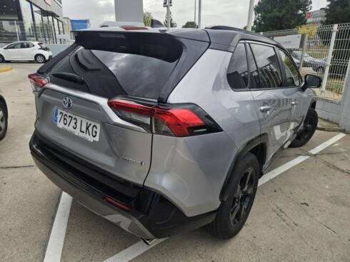 Foto impresión del anuncio Toyota Rav4 2.5l 220H Feel!  de Ocasión en Madrid