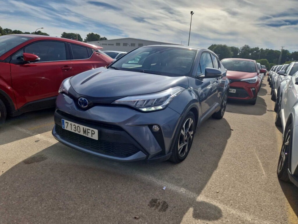 Foto impresión del anuncio Toyota C-HR 1.8 125H Advance  de Ocasión en Madrid