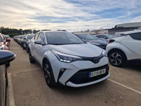 Foto impresión del anuncio Toyota C-HR 1.8 125H Advance  de Ocasión en Madrid