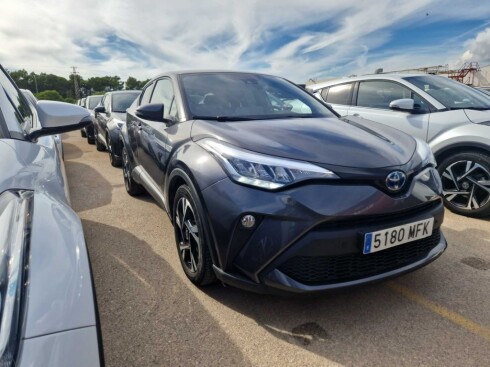 Foto impresión del anuncio Toyota C-HR 1.8 125H Advance  de Ocasión en Madrid