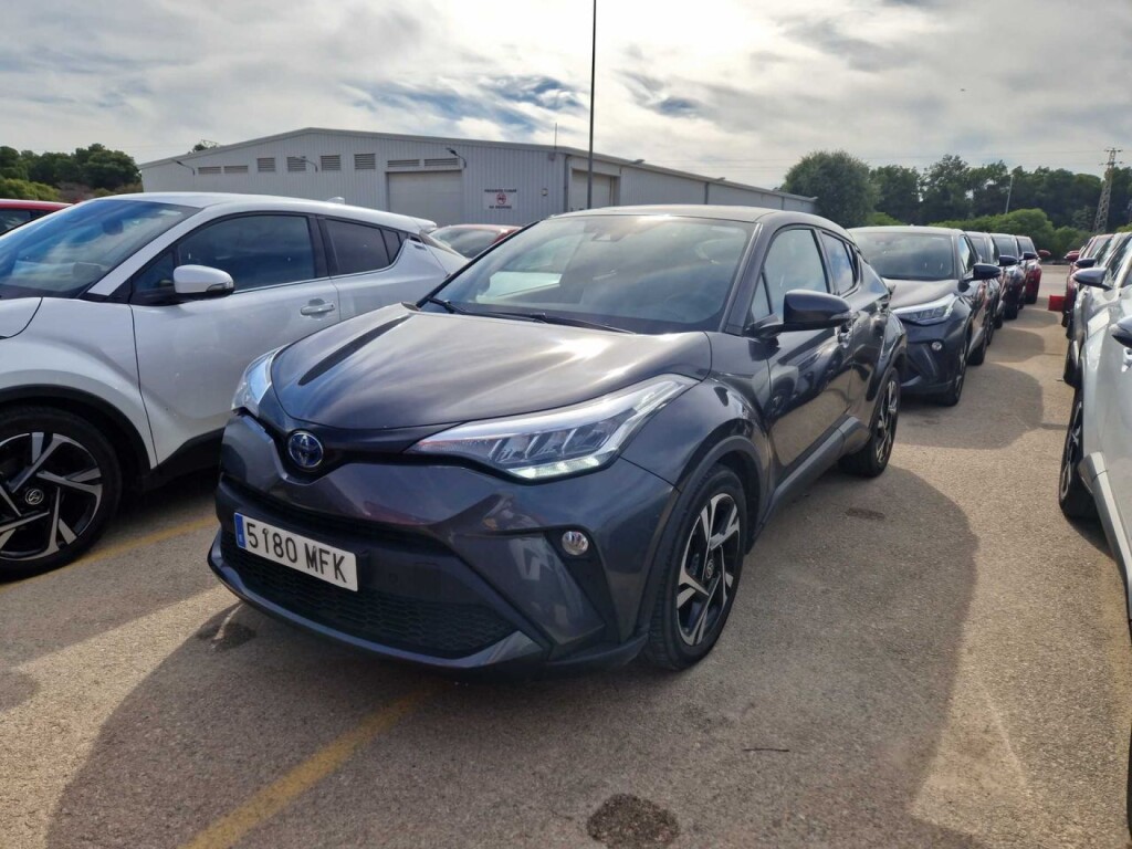 Foto impresión del anuncio Toyota C-HR 1.8 125H Advance  de Ocasión en Madrid