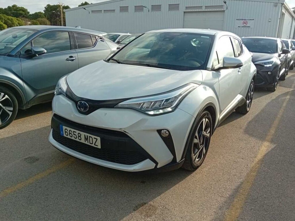 Foto impresión del anuncio Toyota C-HR 1.8 125H Advance  de Ocasión en Madrid