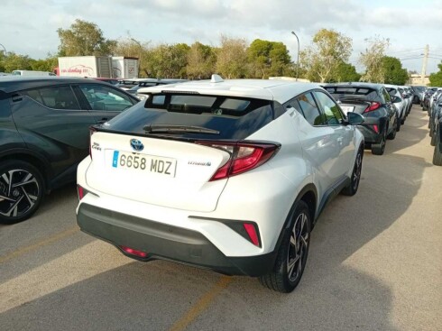 Foto impresión del anuncio Toyota C-HR 1.8 125H Advance  de Ocasión en Madrid