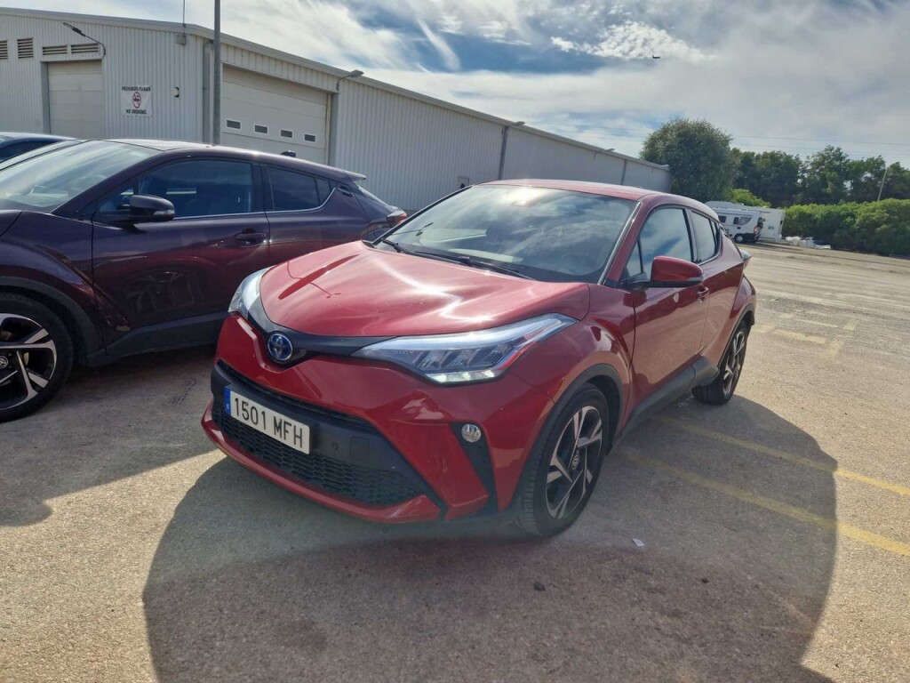 Foto impresión del anuncio Toyota C-HR 1.8 125H Advance  de Ocasión en Madrid