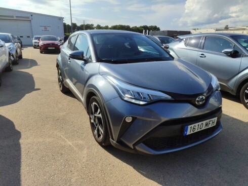 Foto impresión del anuncio Toyota C-HR 1.8 125H Advance  de Ocasión en Madrid