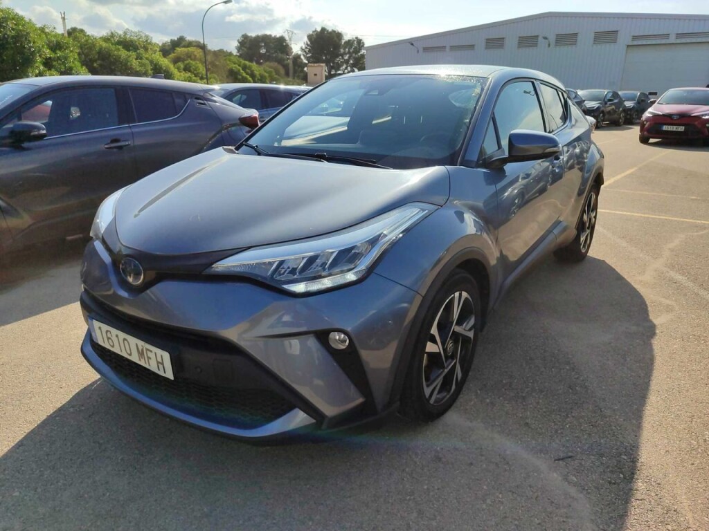 Foto impresión del anuncio Toyota C-HR 1.8 125H Advance  de Ocasión en Madrid