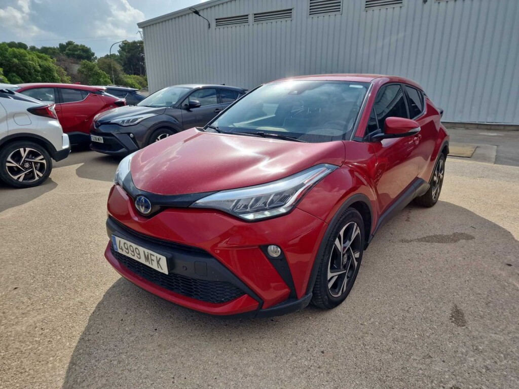 Foto impresión del anuncio Toyota C-HR 1.8 125H Advance  de Ocasión en Madrid