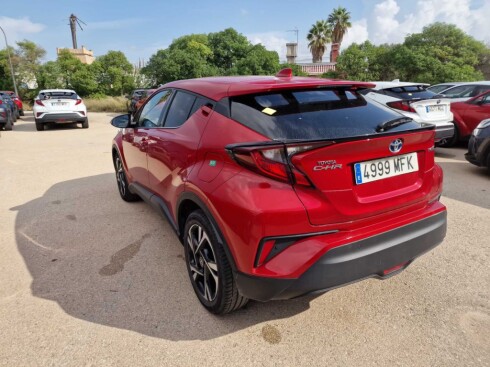 Foto impresión del anuncio Toyota C-HR 1.8 125H Advance  de Ocasión en Madrid