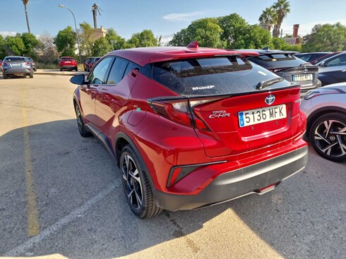 Foto impresión del anuncio Toyota C-HR 1.8 125H Advance  de Ocasión en Madrid