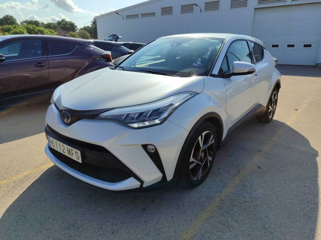 Foto impresión del anuncio Toyota C-HR 1.8 125H Advance  de Ocasión en Madrid