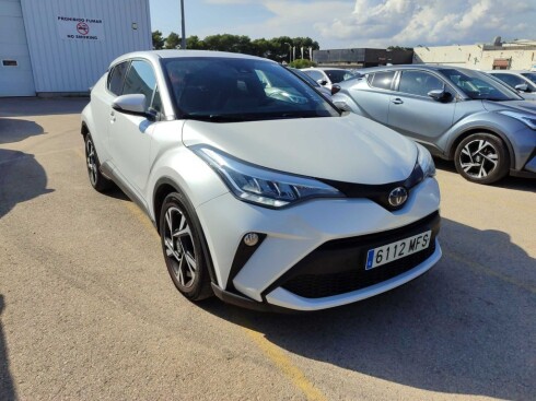 Foto impresión del anuncio Toyota C-HR 1.8 125H Advance  de Ocasión en Madrid