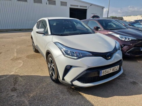 Foto impresión del anuncio Toyota C-HR 1.8 125H Advance  de Ocasión en Madrid