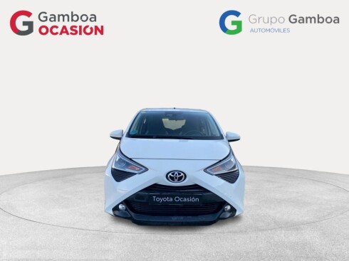 Foto impresión del anuncio Toyota Aygo 1.0 70 x-play  de Ocasión en Madrid