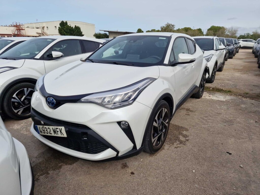 Foto impresión del anuncio Toyota C-HR 1.8 125H Advance  de Ocasión en Madrid