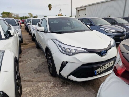 Foto impresión del anuncio Toyota C-HR 1.8 125H Advance  de Ocasión en Madrid