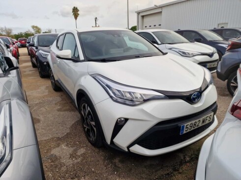 Foto impresión del anuncio Toyota C-HR 1.8 125H Advance  de Ocasión en Madrid