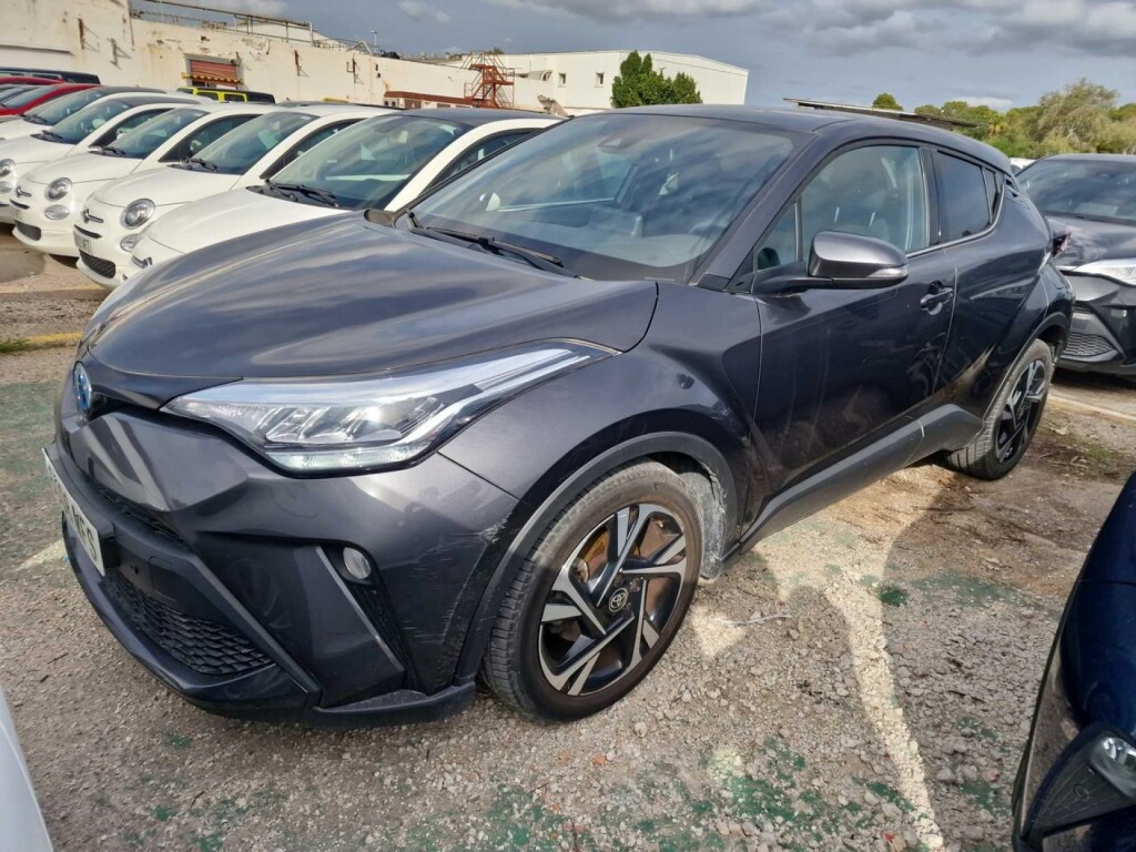 Foto impresión del anuncio Toyota C-HR 1.8 125H Advance  de Ocasión en Madrid