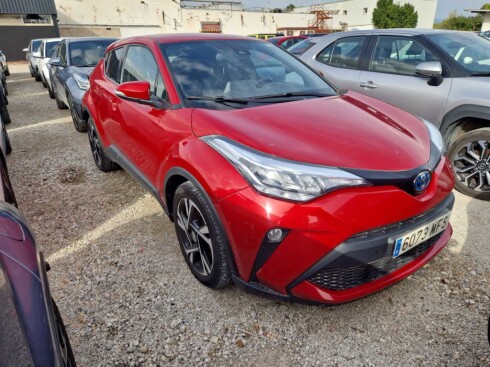 Foto impresión del anuncio Toyota C-HR 1.8 125H Advance  de Ocasión en Madrid