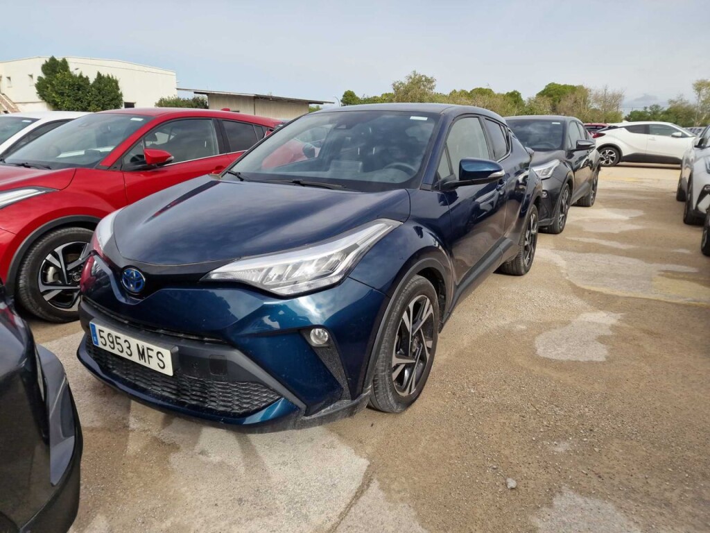 Foto impresión del anuncio Toyota C-HR 1.8 125H Advance  de Ocasión en Madrid