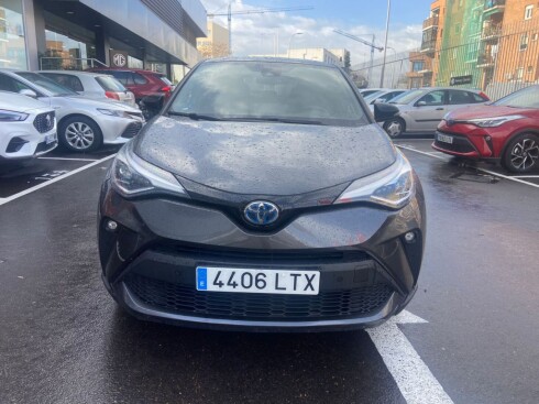 Foto impresión del anuncio Toyota C-HR 2.0 180H Advance  de Ocasión en Madrid