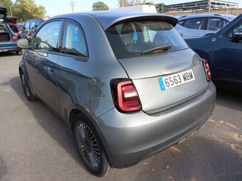 Foto impresión del anuncio Fiat 500 Icon Hb 320km 85kW (118CV)  de Ocasión en Madrid