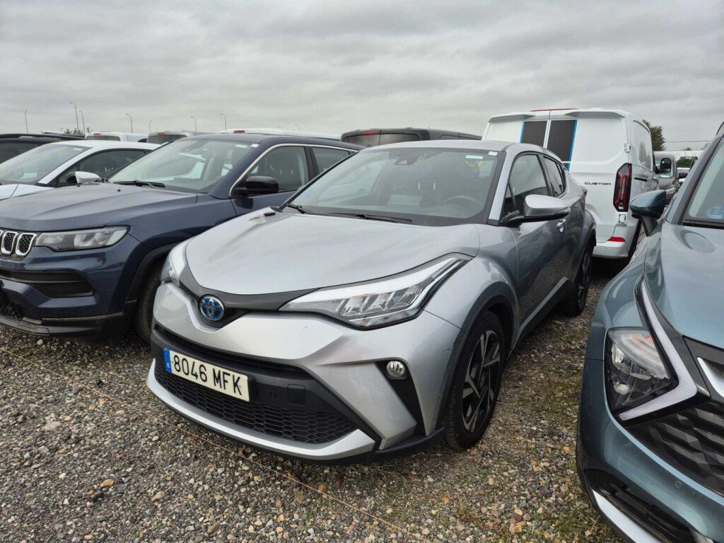 Foto impresión del anuncio Toyota C-HR 1.8 125H Advance  de Ocasión en Madrid