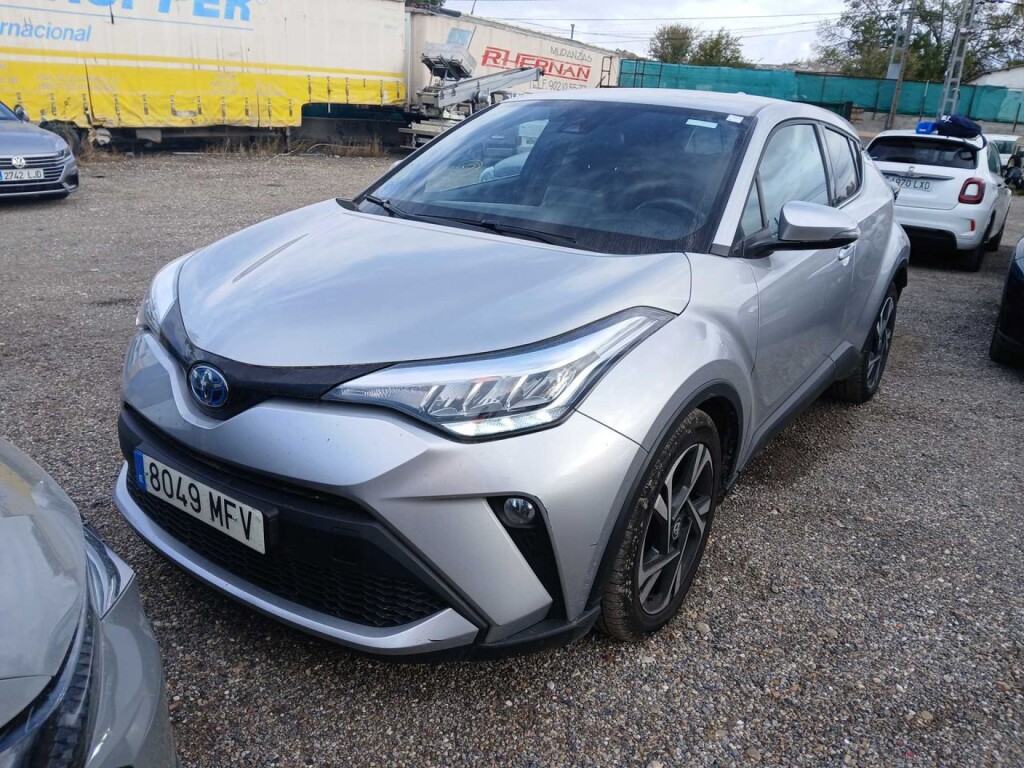 Foto impresión del anuncio Toyota C-HR 1.8 125H Advance  de Ocasión en Madrid