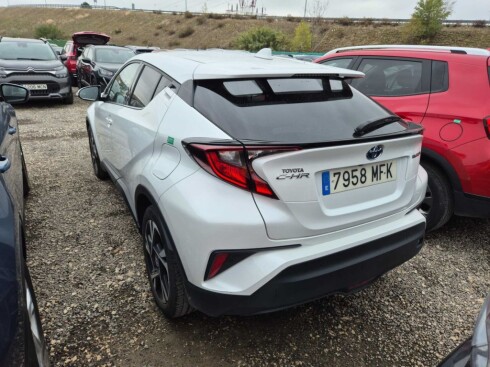 Foto impresión del anuncio Toyota C-HR 1.8 125H Advance  de Ocasión en Madrid