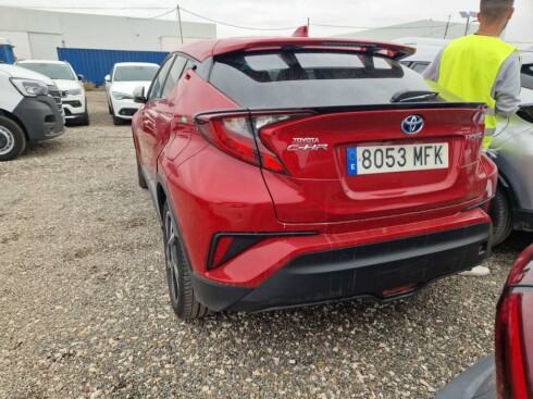 Foto impresión del anuncio Toyota C-HR 1.8 125H Advance  de Ocasión en Madrid