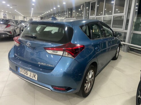 Foto impresión del anuncio Toyota Auris 1.8 140H Hybrid Active  de Ocasión en Madrid