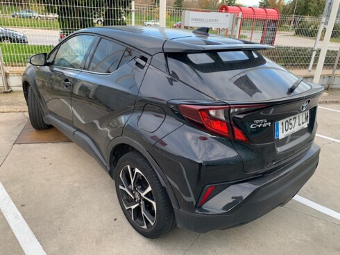 Foto impresión del anuncio Toyota C-HR 1.8 125H Advance  de Ocasión en Madrid