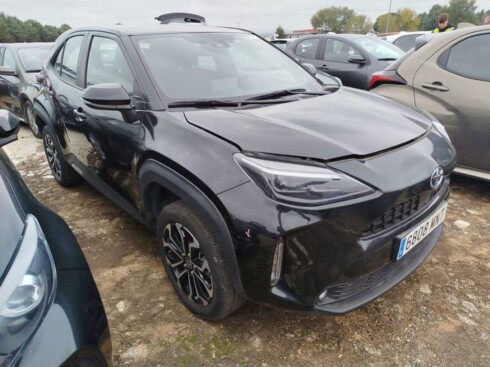 Foto impresión del anuncio Toyota Yaris Cross 1.5 120H Active Tech  de Ocasión en Madrid