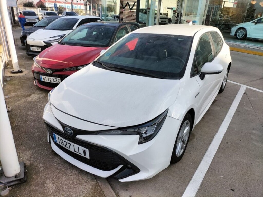 Foto impresión del anuncio Toyota Corolla 1.8 125H ACTIVE TECH E-CVT  de Ocasión en Madrid