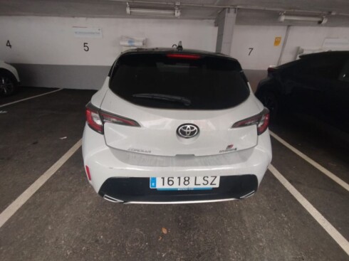 Foto impresión del anuncio Toyota Corolla 2.0 180H GR-SPORT E-CVT  de Ocasión en Madrid