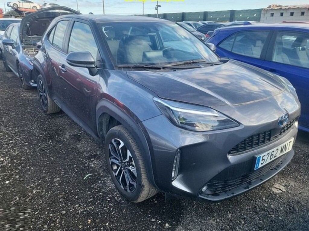 Foto impresión del anuncio Toyota Yaris Cross 1.5 120H Active Tech  de Ocasión en Madrid