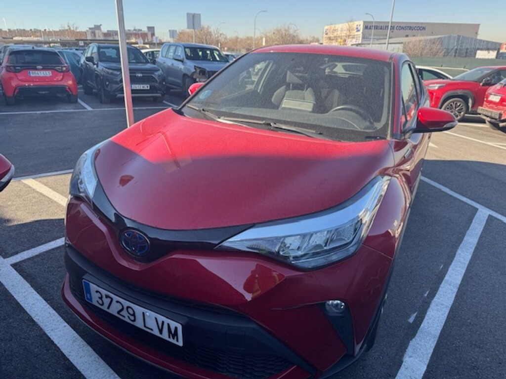 Foto impresión del anuncio Toyota C-HR 1.8 125H Advance  de Ocasión en Madrid