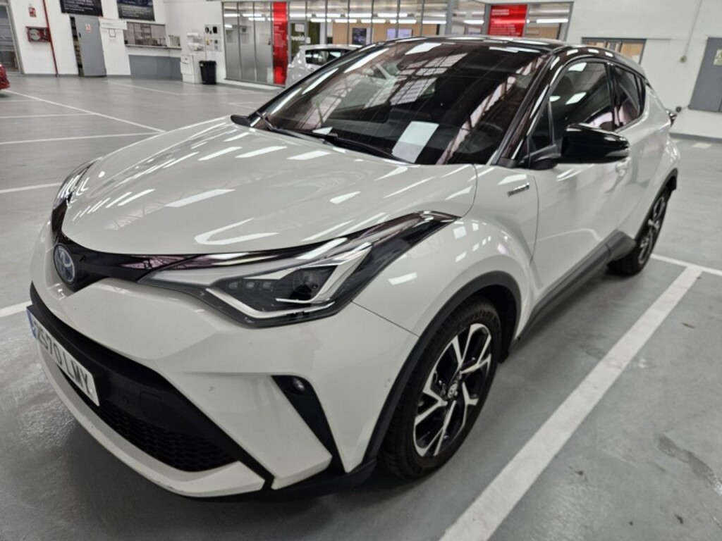 Foto impresión del anuncio Toyota C-HR 2.0 180H Advance  de Ocasión en Madrid