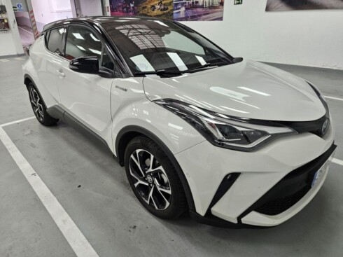 Foto impresión del anuncio Toyota C-HR 2.0 180H Advance  de Ocasión en Madrid