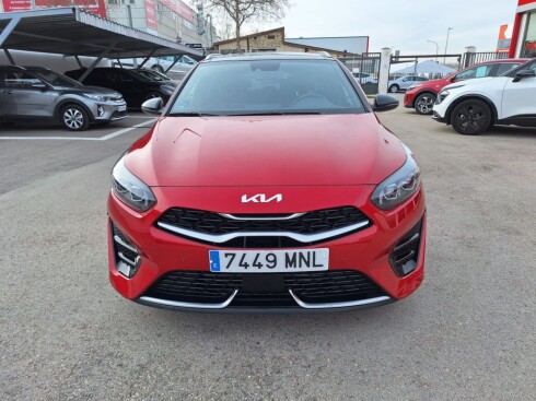 Foto impresión del anuncio Kia Ceed Tourer 1.5 MHEV 118kW(160CV) GT Line DCT  de Ocasión en Madrid